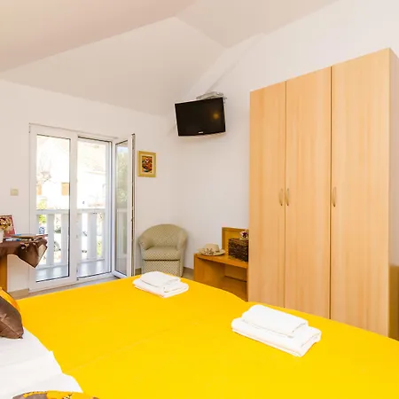 萨布利诺公寓 *