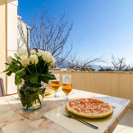 萨布利诺公寓 公寓 米利尼