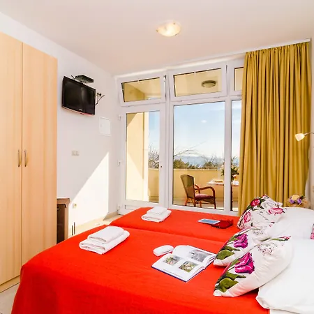 아파트 Subrenum *