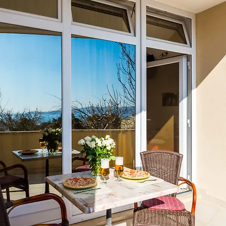 아파트 Subrenum *