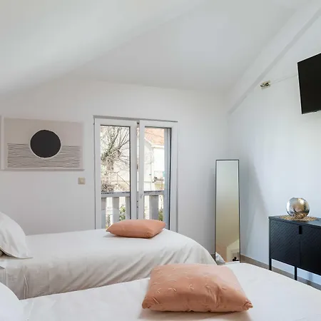 Subrenum Apartment *