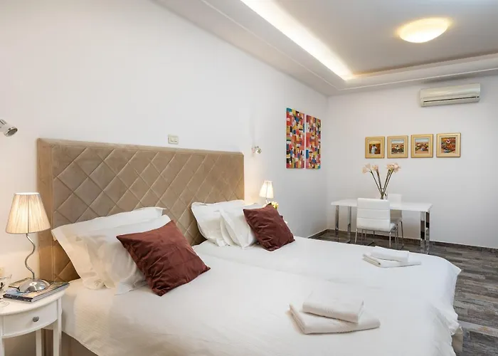 Subrenum Διαμέρισμα *