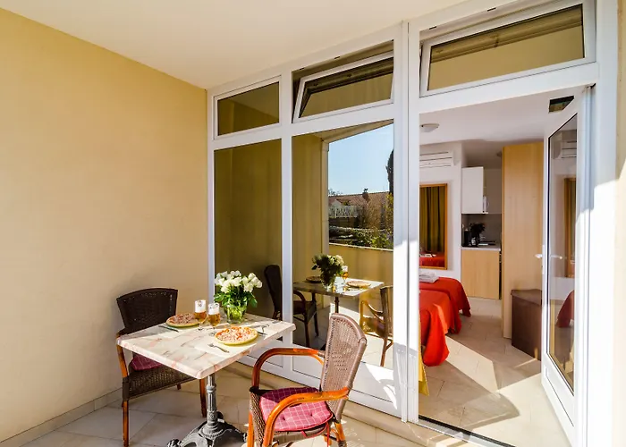 Subrenum * מליני